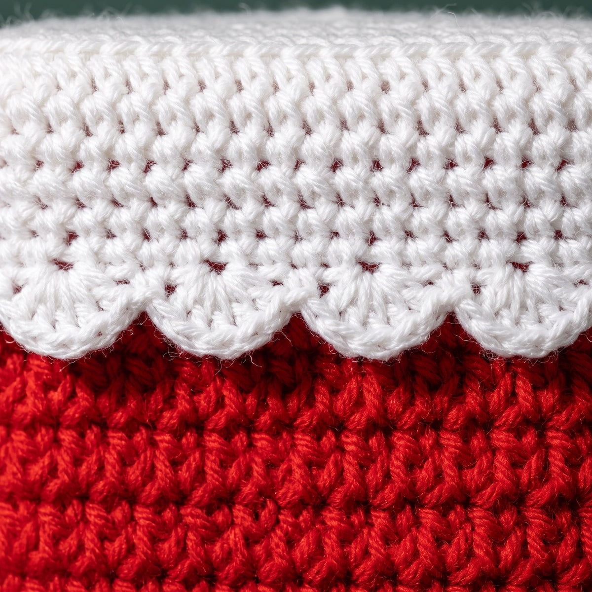 Santa Gift Box Cover Crochet Pattern — example project 4