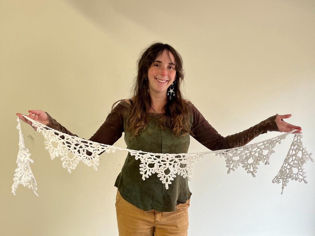 Snowflake Garland Crochet Pattern — example project 9